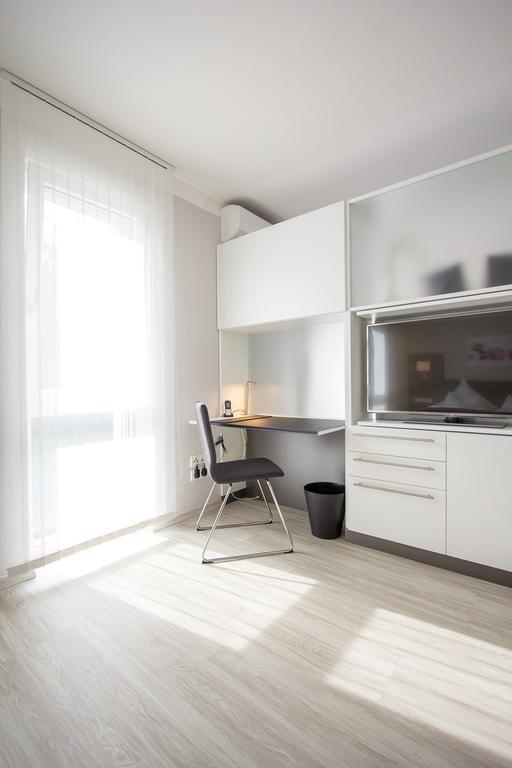 Aparthotel "Am Fliess" Hoyerswerda Quarto foto
